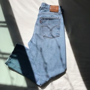 LEVI’s WEDGIE STRAIGHT JEANS